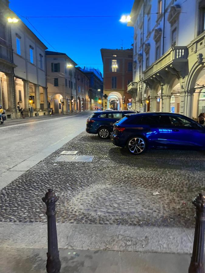 ホテル Moonlight Centro ボローニャ エクステリア 写真