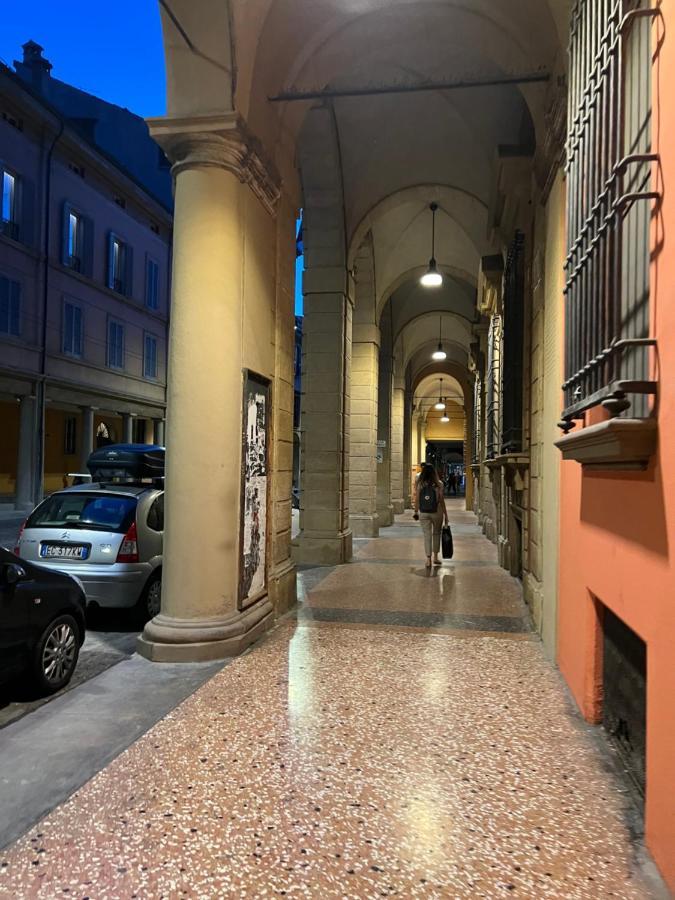 ホテル Moonlight Centro ボローニャ エクステリア 写真
